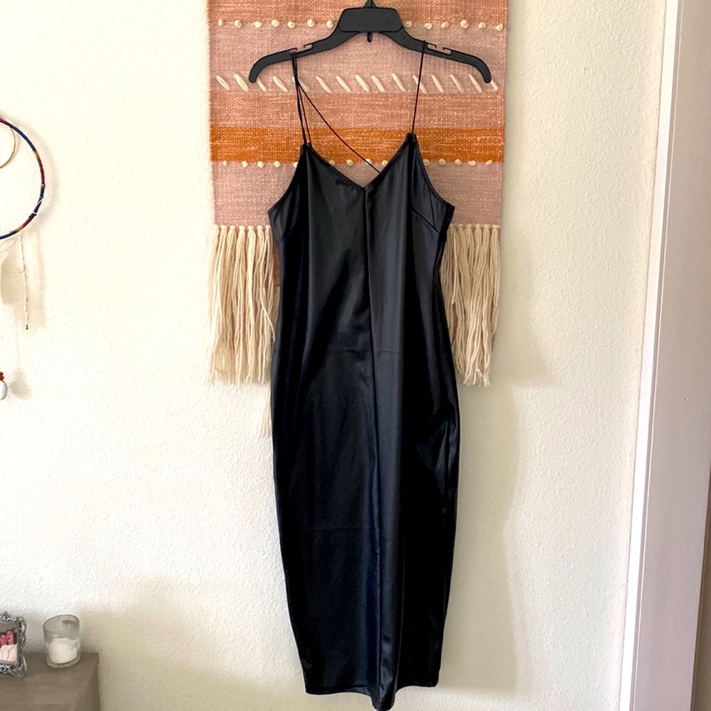 Little black dress, super cute! XL NWT
